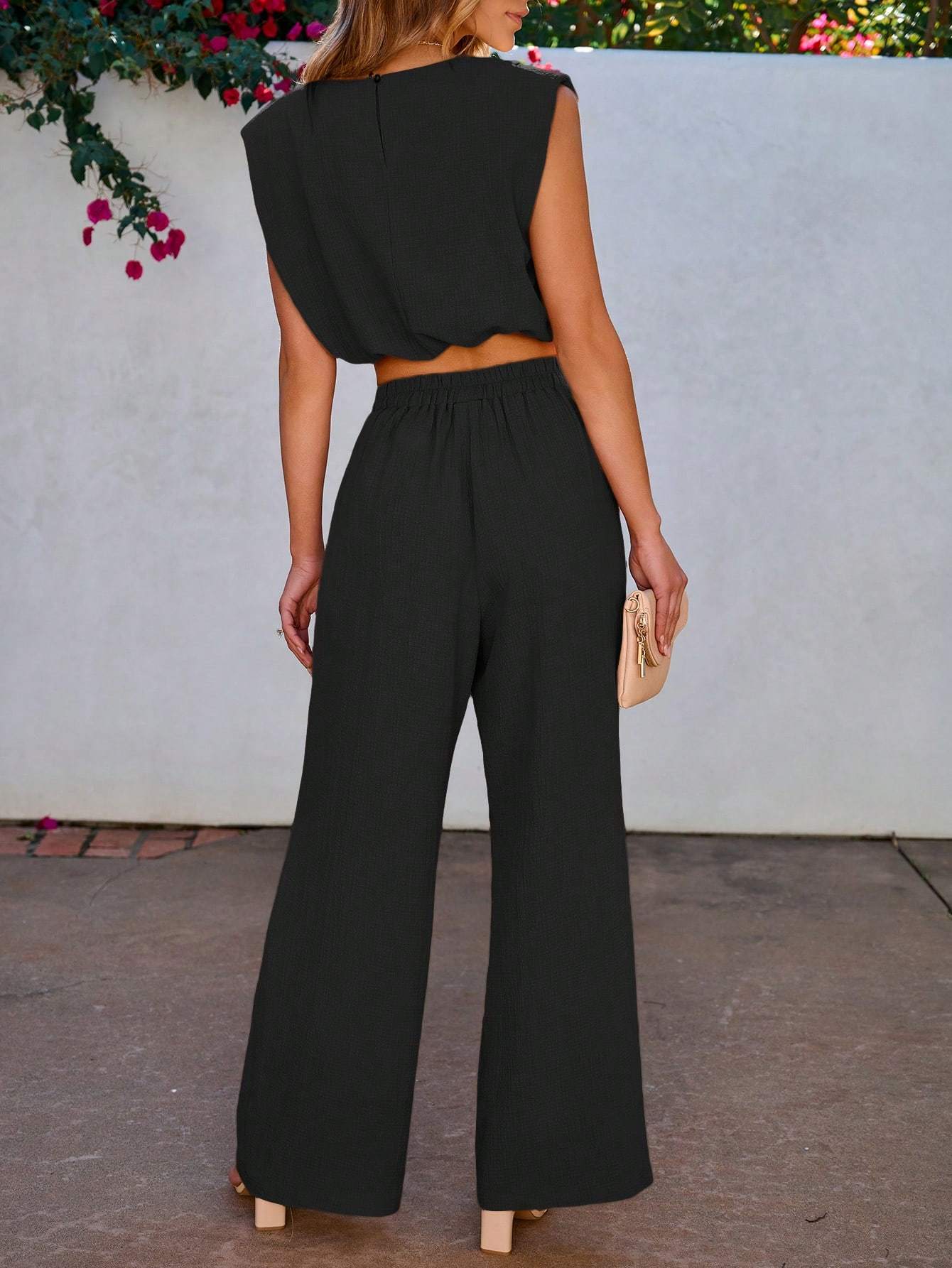 onjunto Feminino de Top Sem Mangas e Calça Longa de Cor Sólida para Férias