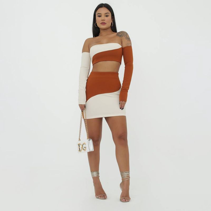 Conjunto Feminino de Shorts e Top Tomara que Caia
