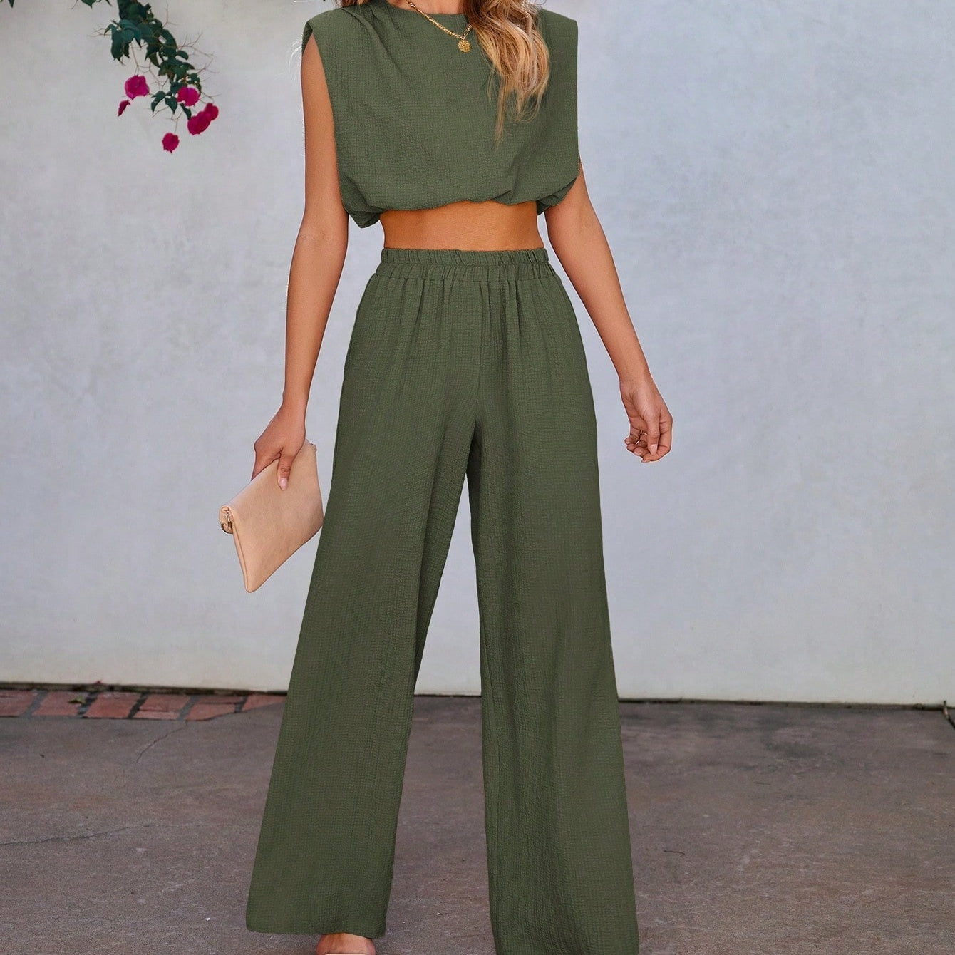 onjunto Feminino de Top Sem Mangas e Calça Longa de Cor Sólida para Férias