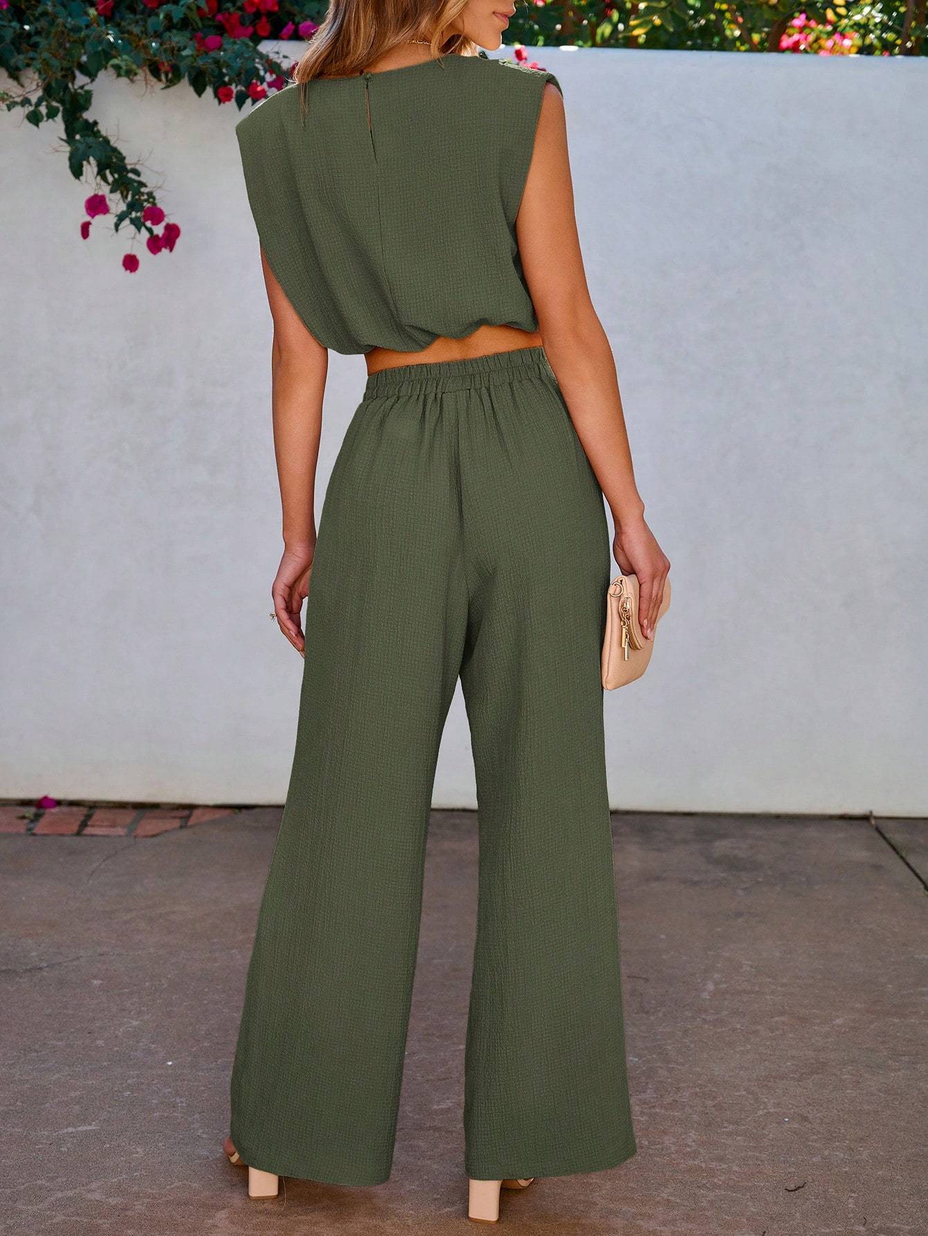 onjunto Feminino de Top Sem Mangas e Calça Longa de Cor Sólida para Férias